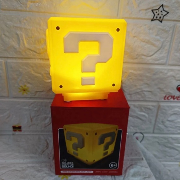Super Mario bros LED question mark lamp NEW - Picture 1 of 1